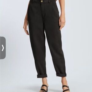 everlane - tencel relaxed chino